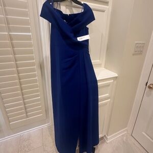 Teri Jon by Rickie Freeman  Size 8  Full length Mother Of Dress
